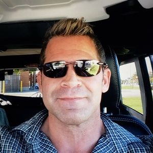 Meet your Posher, Andrew